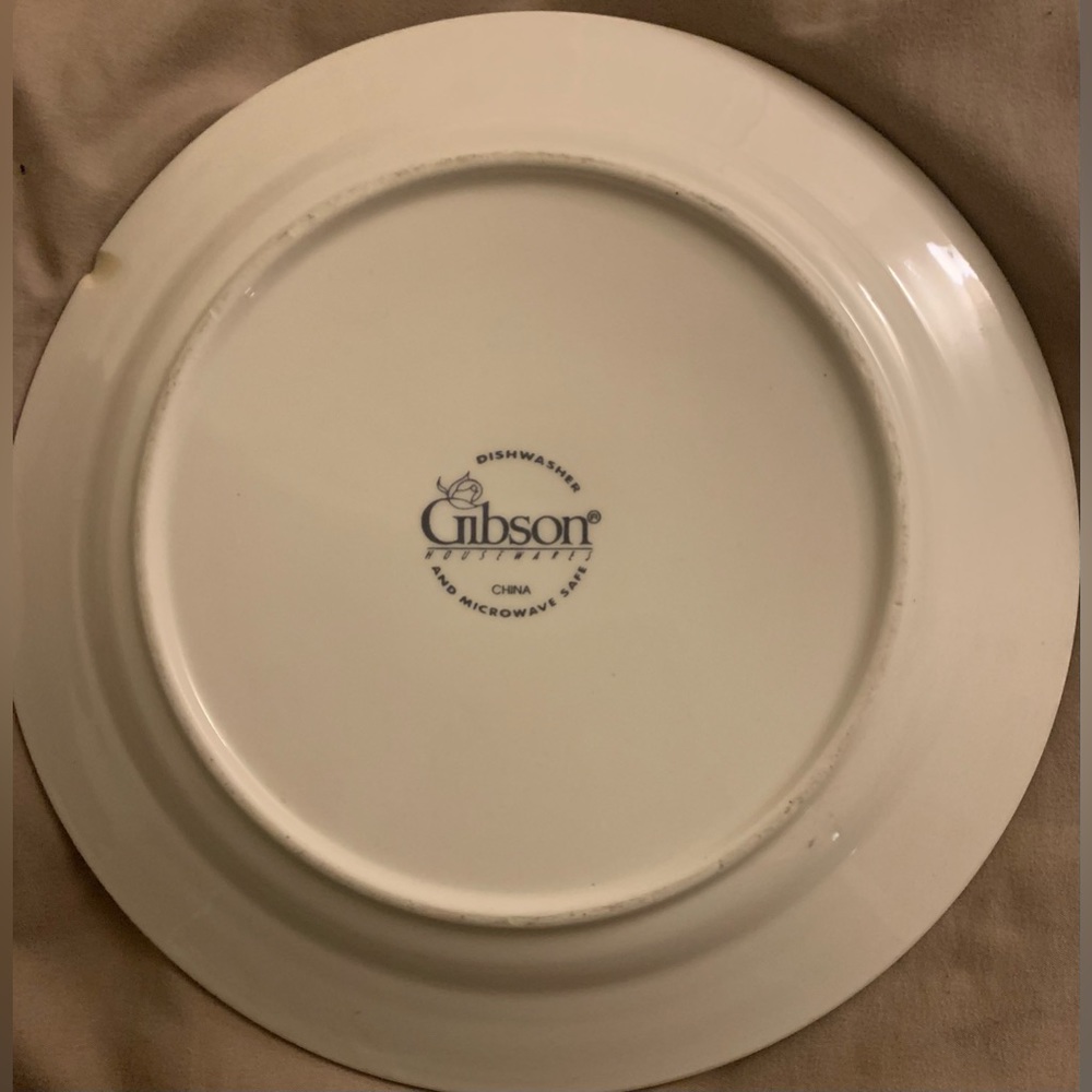 This is an old beautiful antique that we had since the 50s